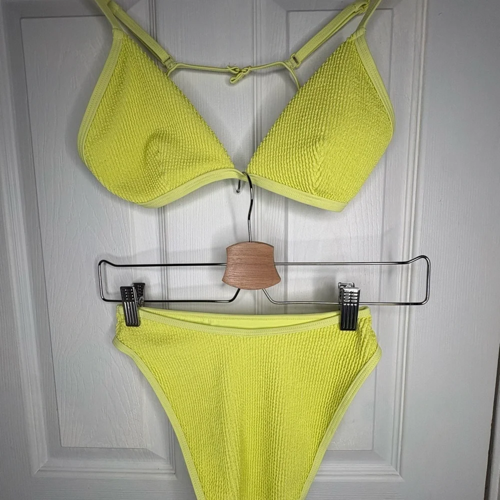 GOOD AMERICAN Twist Bikini SET - Picture 2 of 7